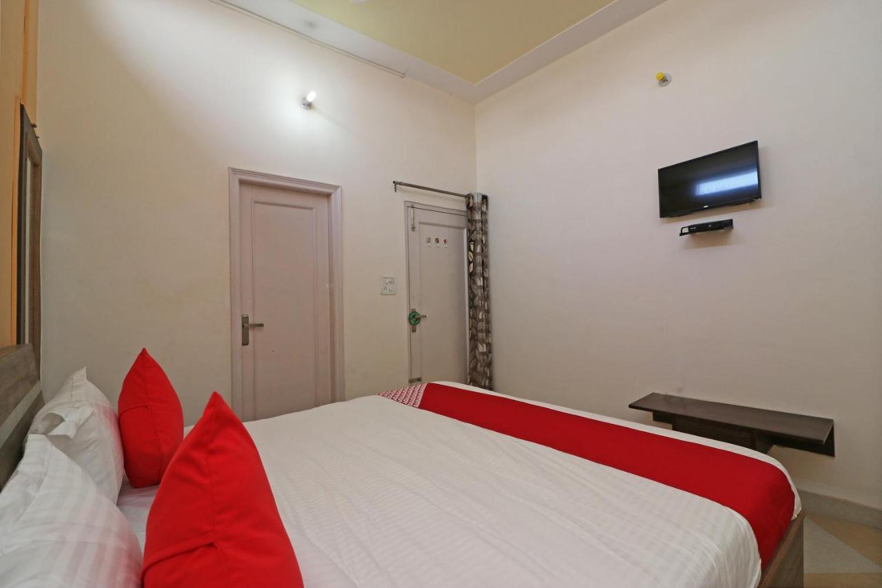 Rājpura Oyo Flagship Mann Bed And Breakfast מראה חיצוני תמונה